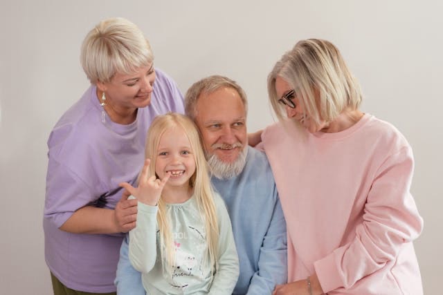 Navigating warmth and comfort in parent–adult child&nbsp;relationships